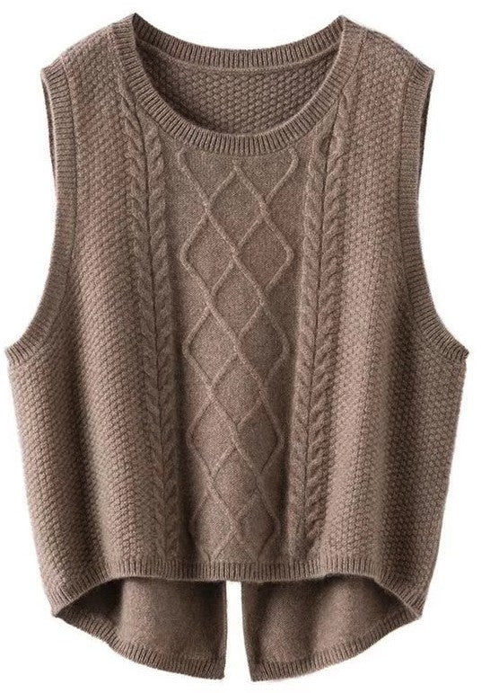 Cable Knit Slit Sweater Vest