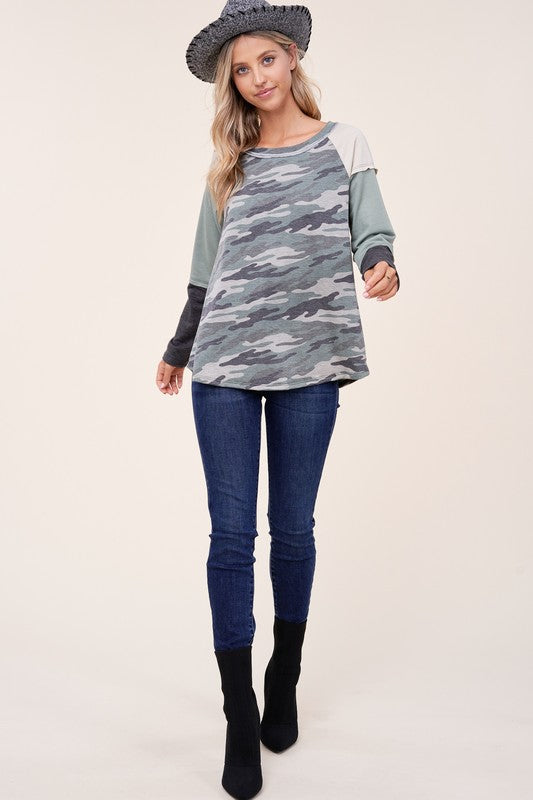 PLUS CAMOUFLAGE COLOR BLOCK TOP