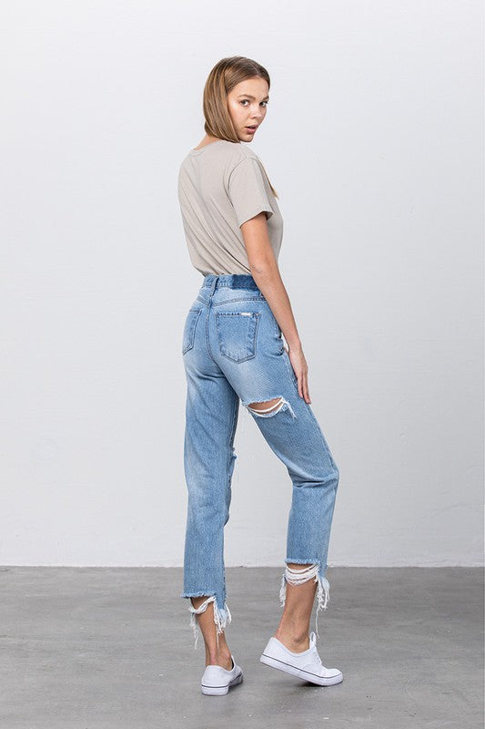 HIGH WAISTED TAPERED JEANS