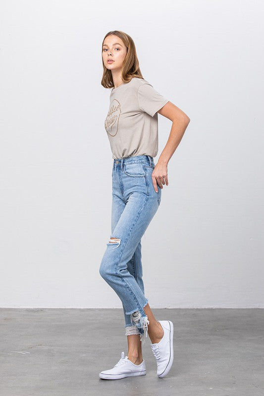 HIGH WAISTED TAPERED JEANS